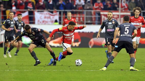 Стадион на матче ЦСКА — «Спартак» заполнят на 30%