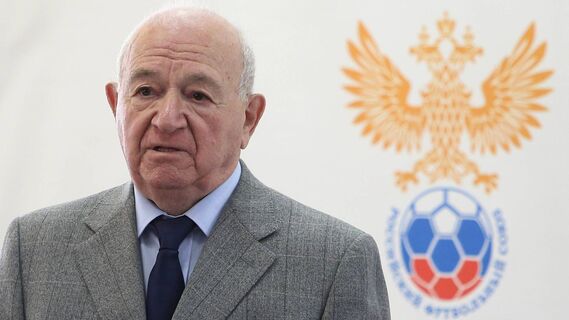 Сборная России поздравила Никиту Симоняна с юбилеем