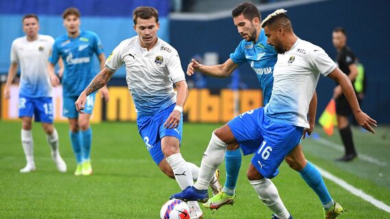«Зенит» в меньшинстве уступил «Сочи»