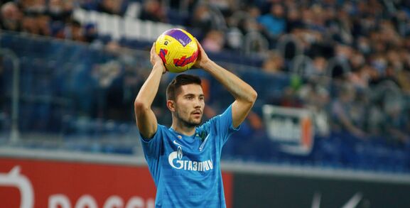 «Зенит» и Сутормин не могут договориться