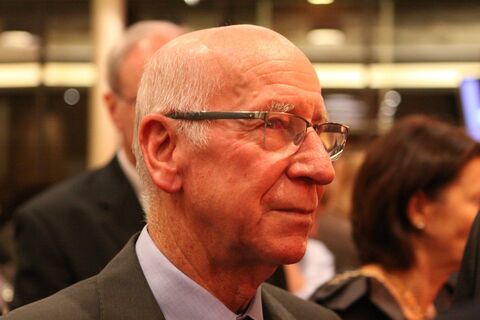 Пережил катастрофу в Мюнхене, стал чемпионом мира и легендой английского футбола: жизнь и боль сэра Бобби Чарльтона