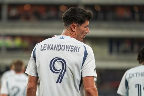 Где продолжил карьеру Роберт Левандовски и откуда перешел в MLS