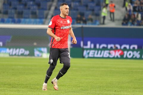 В какой команде сейчас играет Артем Дзюба