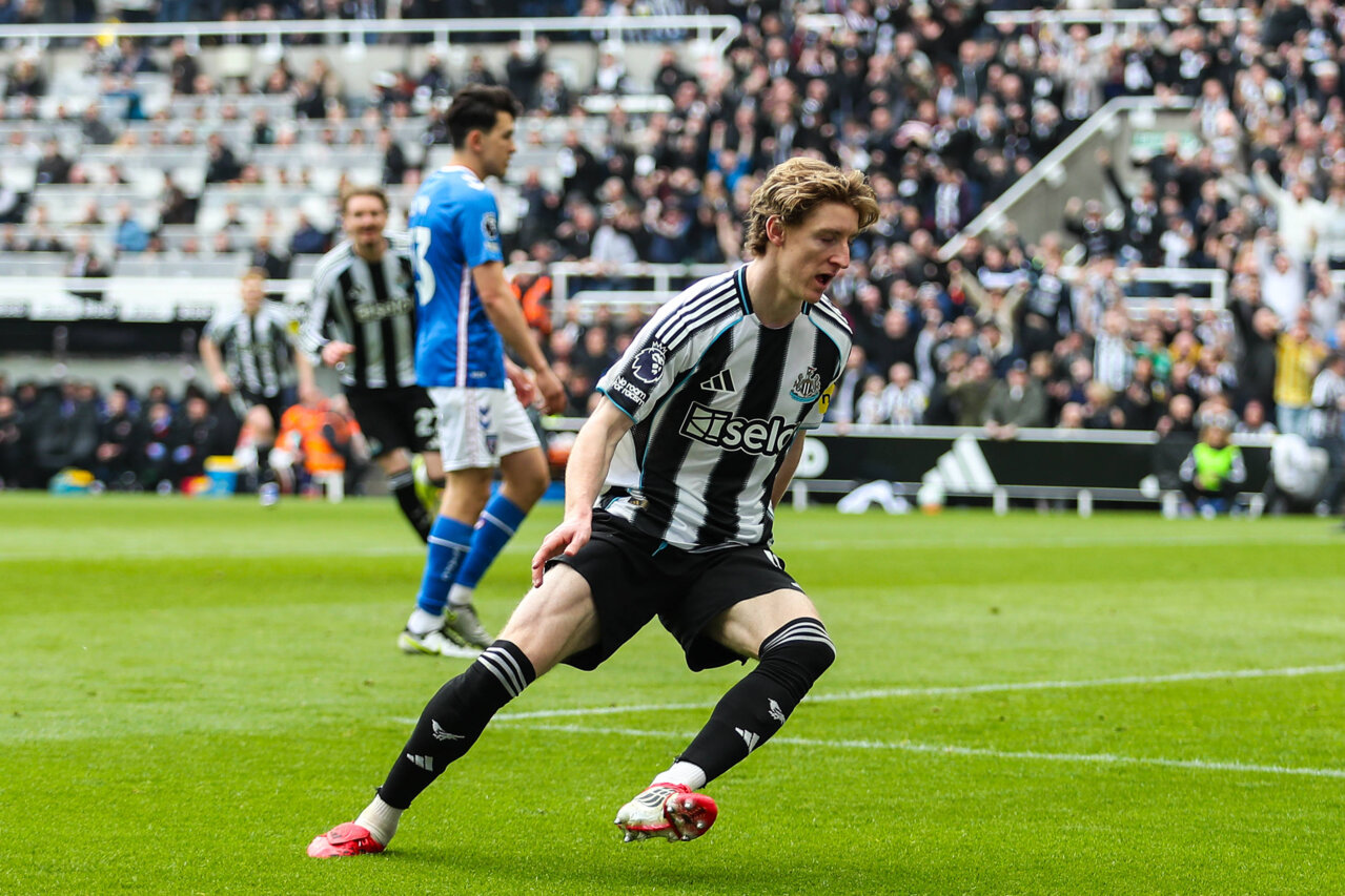 Энтони Гордон